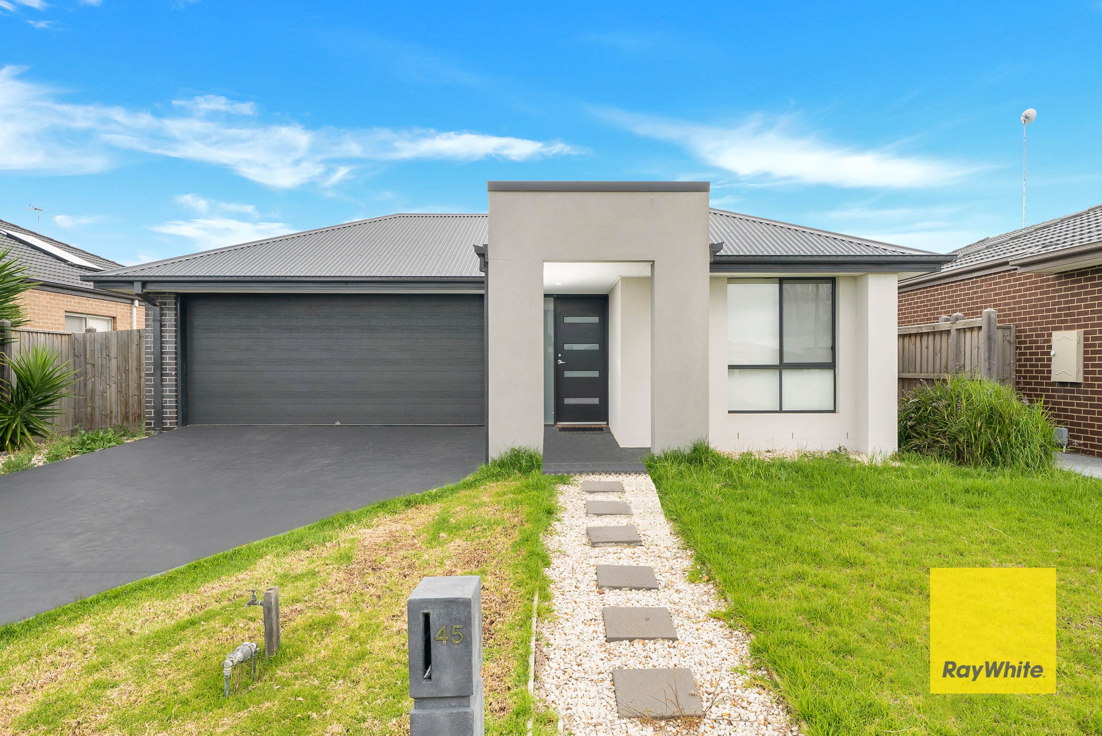 45 Bondi Parade, Point Cook VIC 3030, Point Cook - Thumbnail 2
