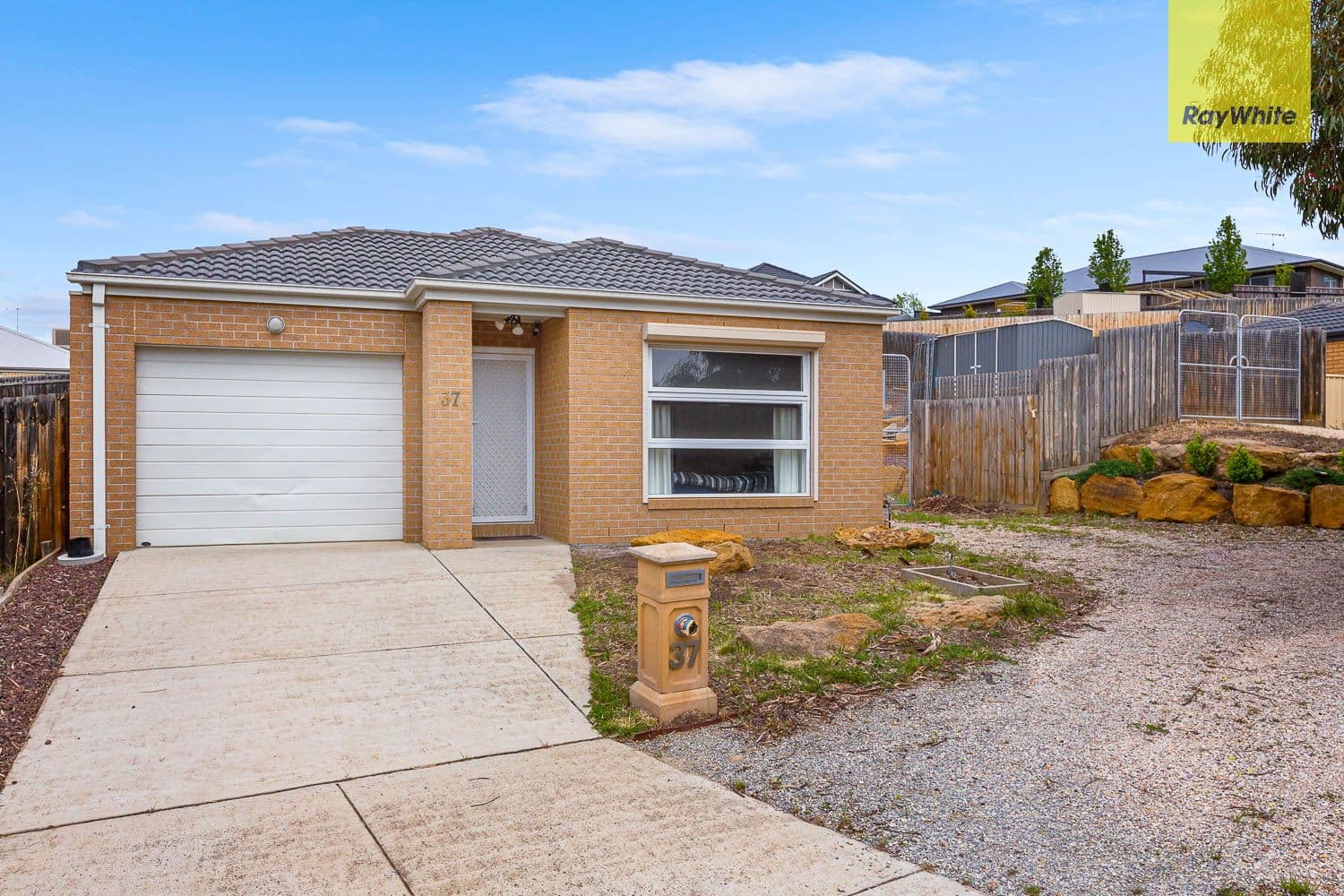 37 Lewis Street, Darley VIC 3340, Darley - Thumbnail 2