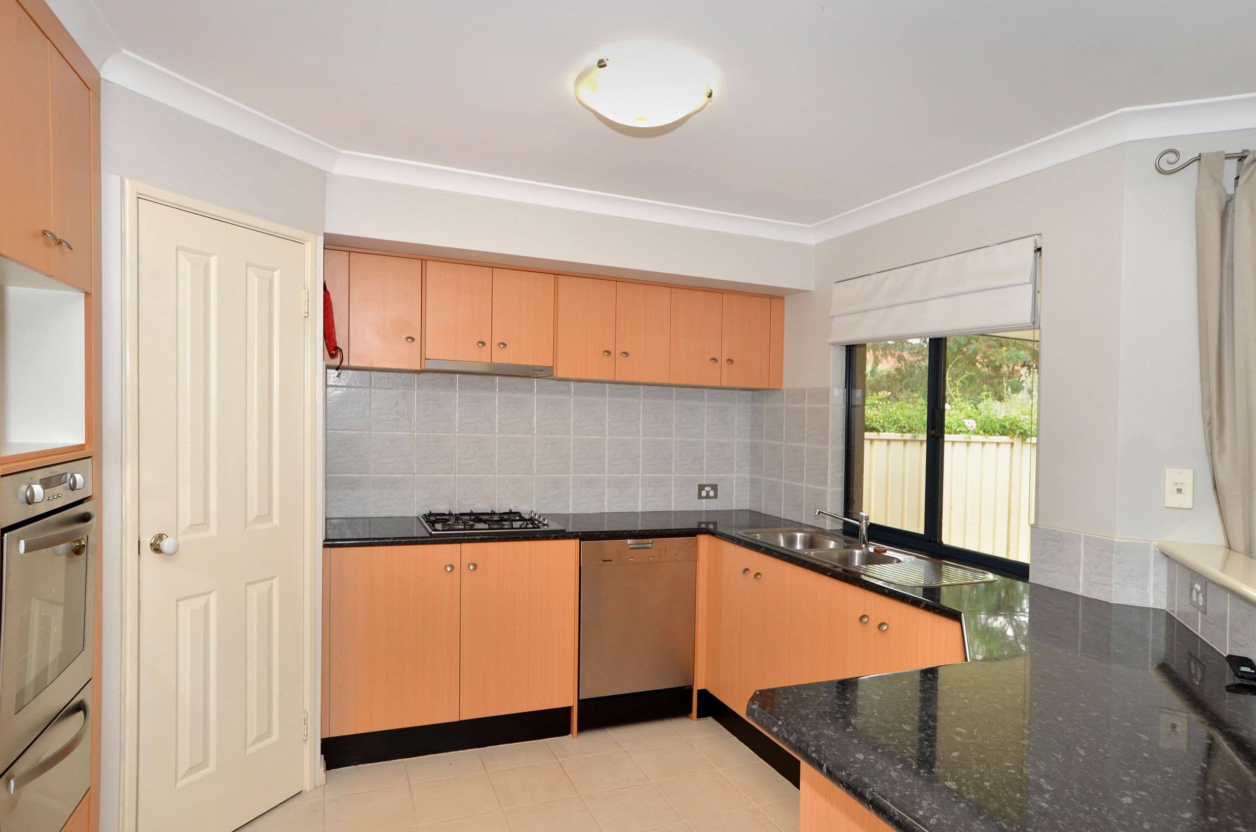 4 Paul Terry Drive, Bayonet Head WA 6330, Bayonet Head - Thumbnail 2