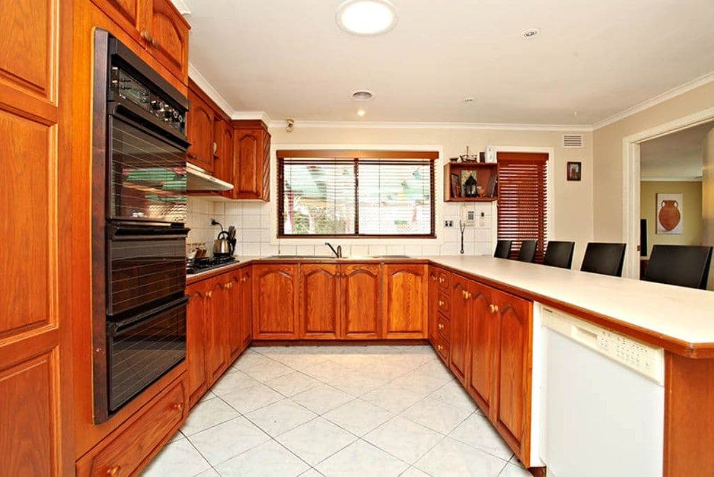 2 Rason Court, KEILOR DOWNS VIC 3038, Keilor Downs - Thumbnail 4