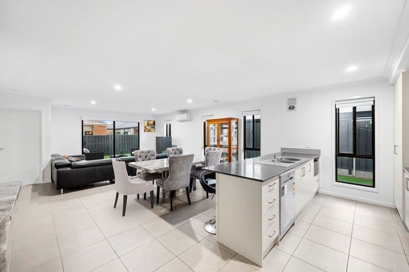 26 Constance Street, Werribee VIC 3030, Werribee - Thumbnail 6
