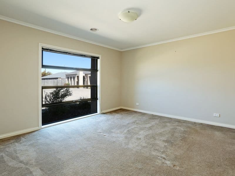 11 Bennett Street, DRYSDALE VIC 3222, Drysdale - Thumbnail 2