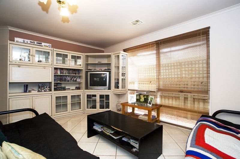 23 Callistemon Drive, HOPPERS CROSSING VIC 3029, Hoppers Crossing - Thumbnail 3