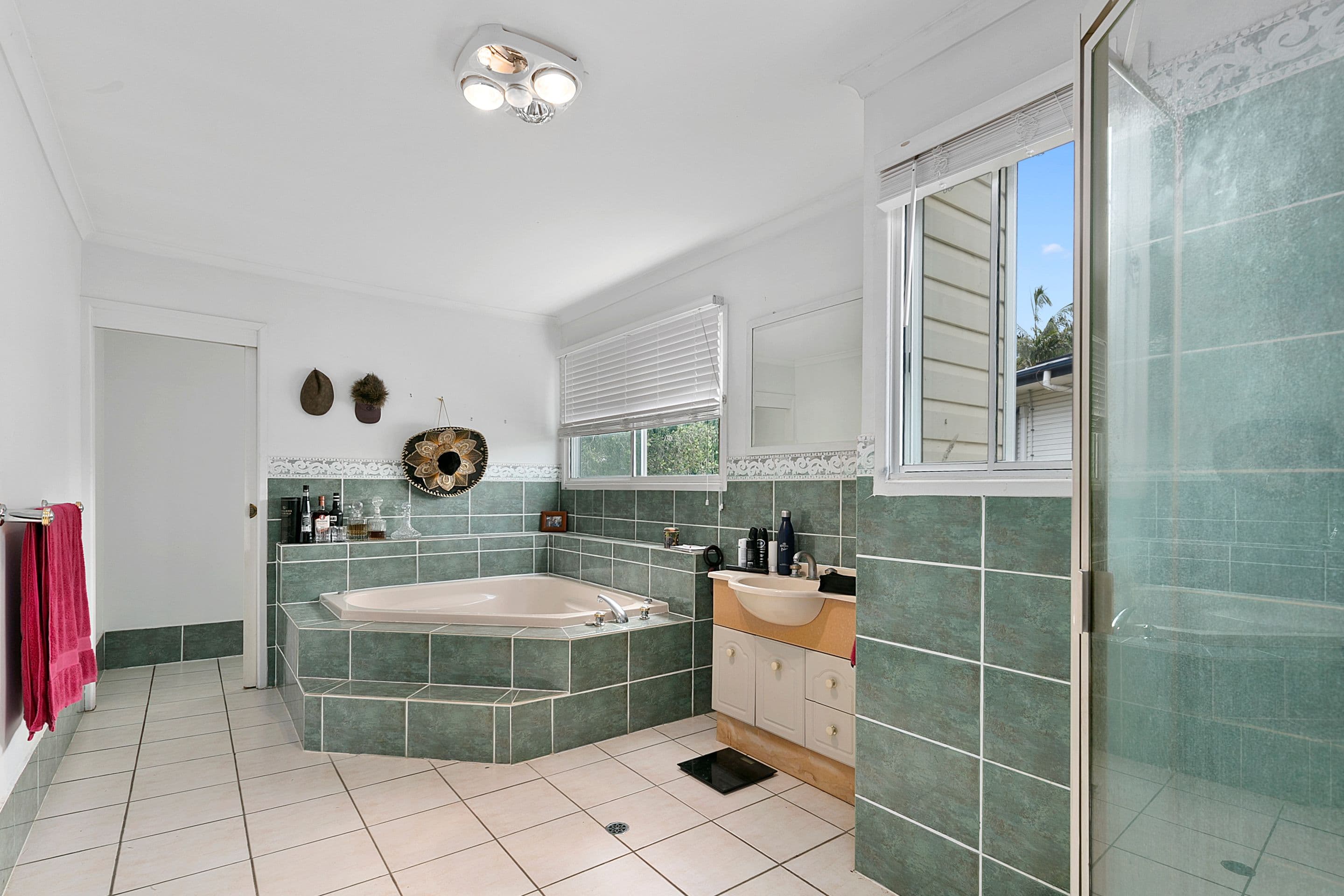 229 Bennetts Road, Norman Park QLD 4170, Norman Park - Thumbnail 7