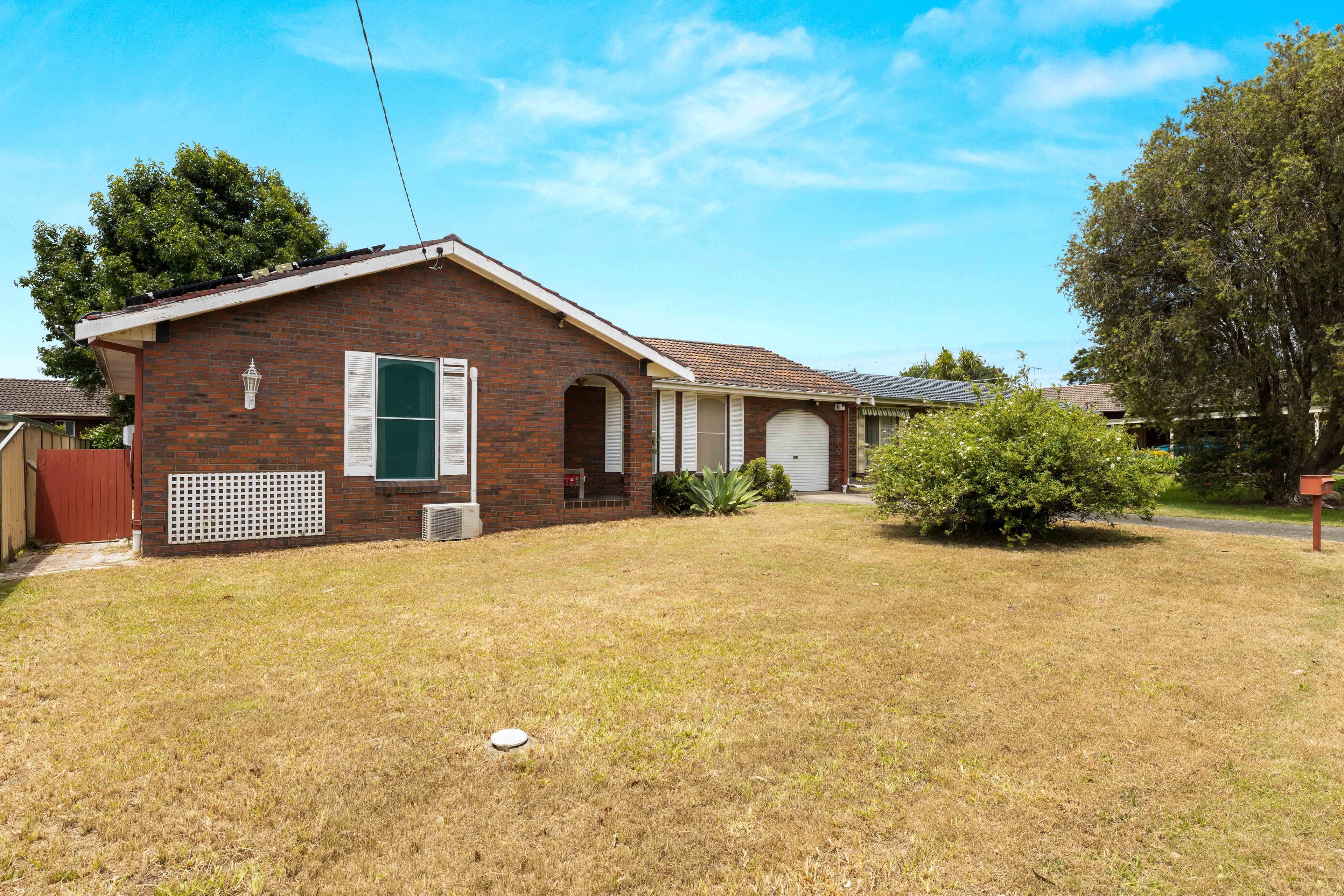 6 Amalfi Crescent, Nowra NSW 2541, Nowra - Thumbnail 2
