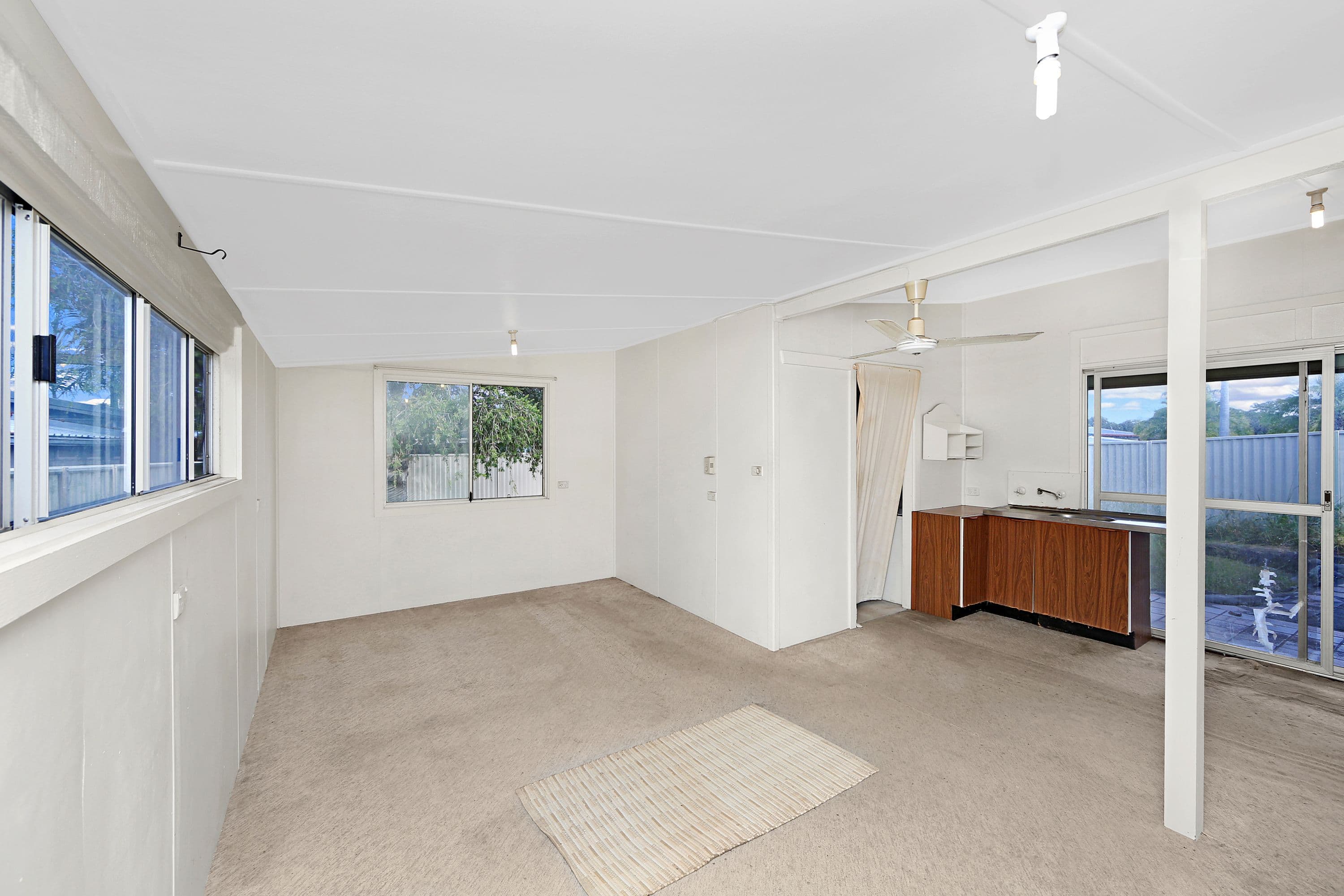 8 Lukela Avenue, Budgewoi - Thumbnail 3