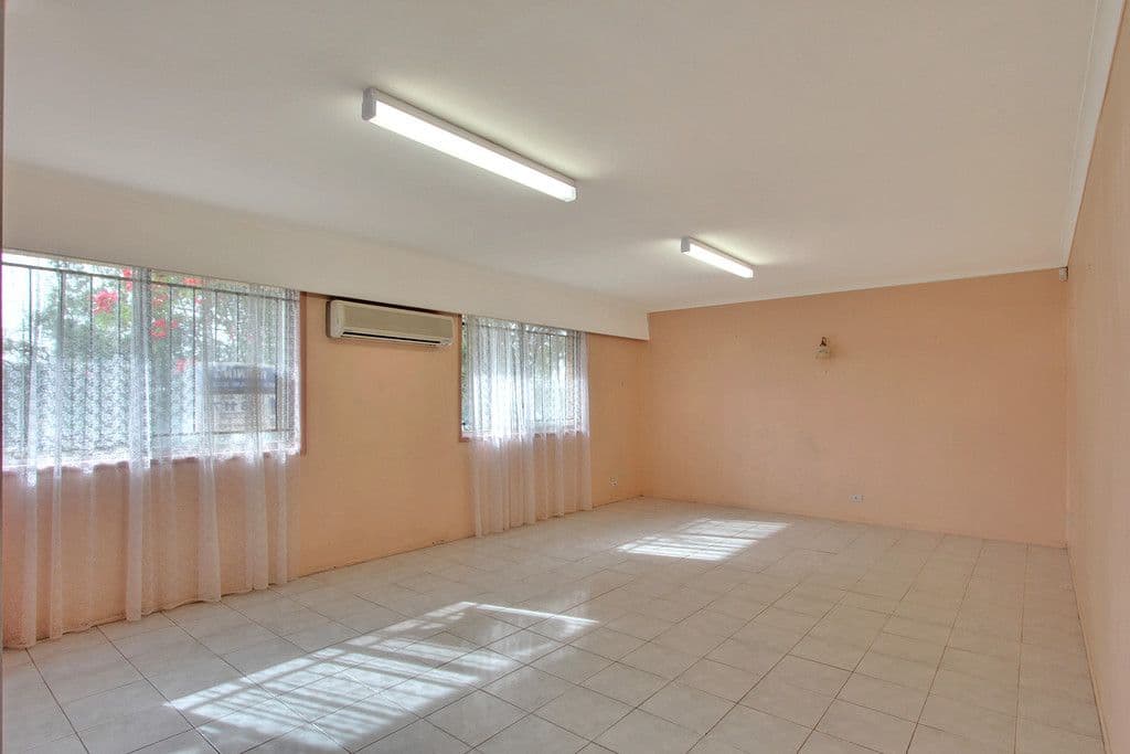 78 Railway Parade, Woodridge QLD 4114, Woodridge - Thumbnail 4