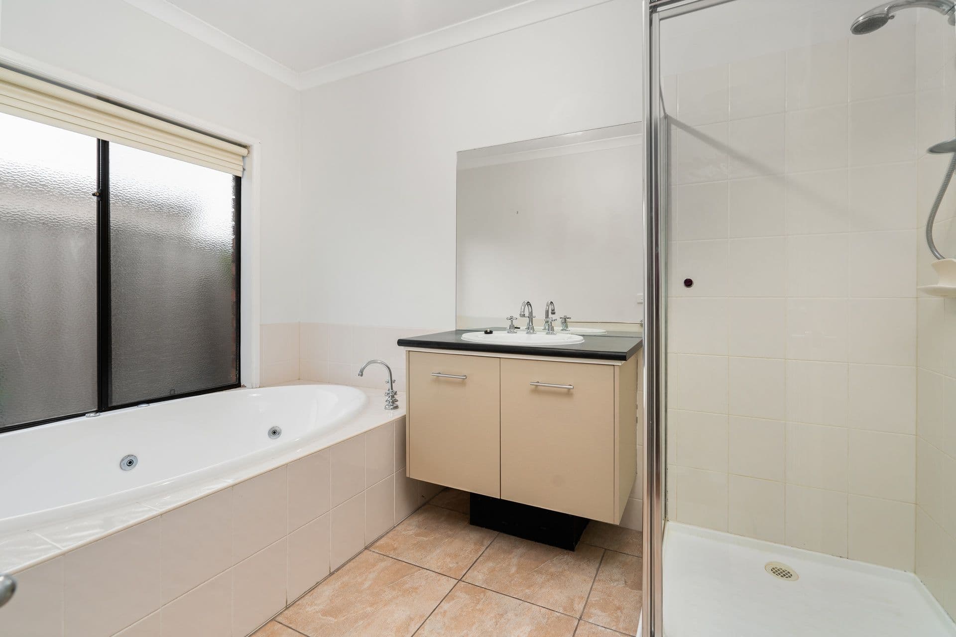 5 Mulwala Place, Taylors Hill VIC 3037, Taylors Hill - Thumbnail 7