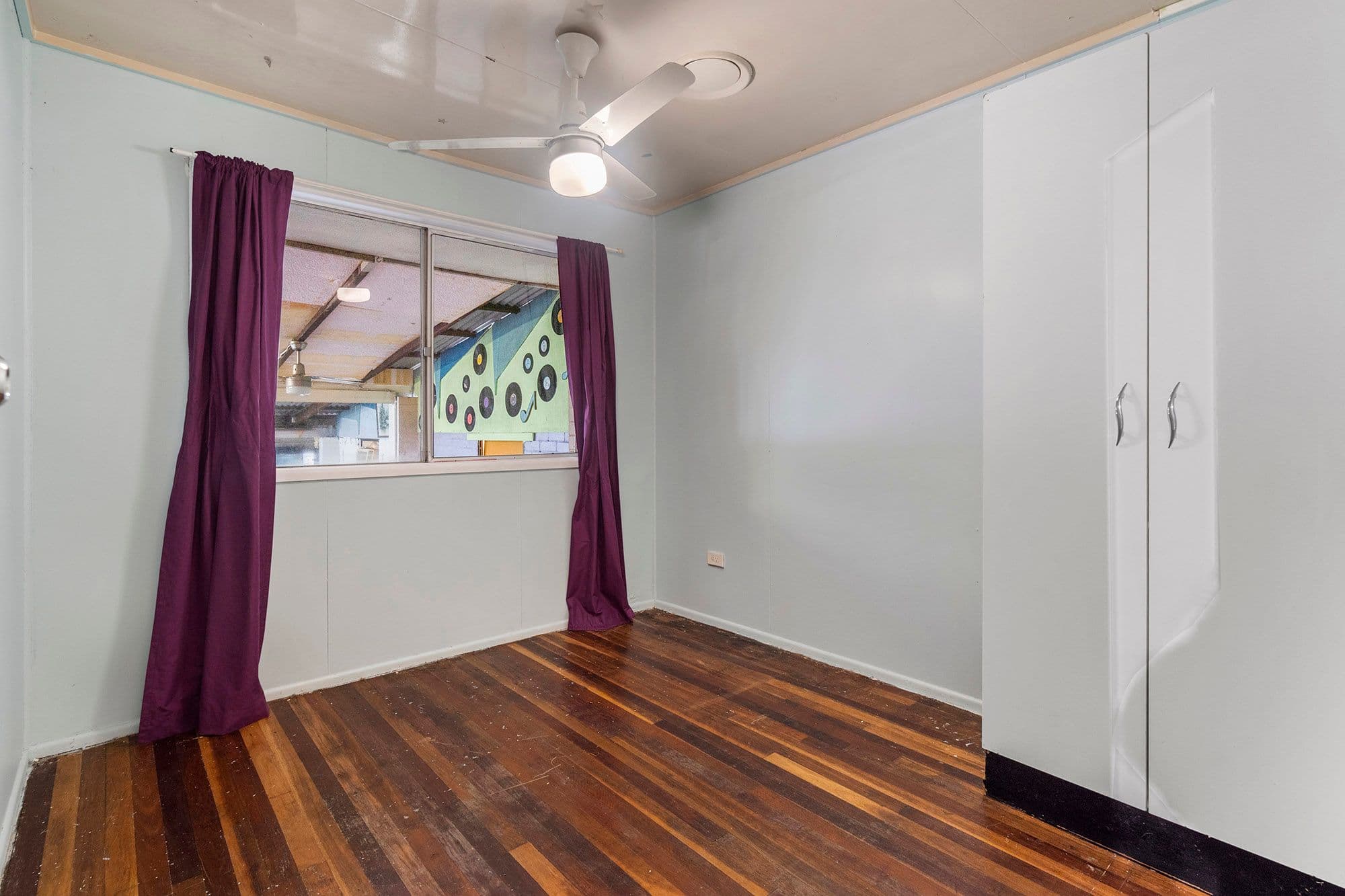 15 Clare Road, Kingston QLD 4114, Kingston - Thumbnail 4