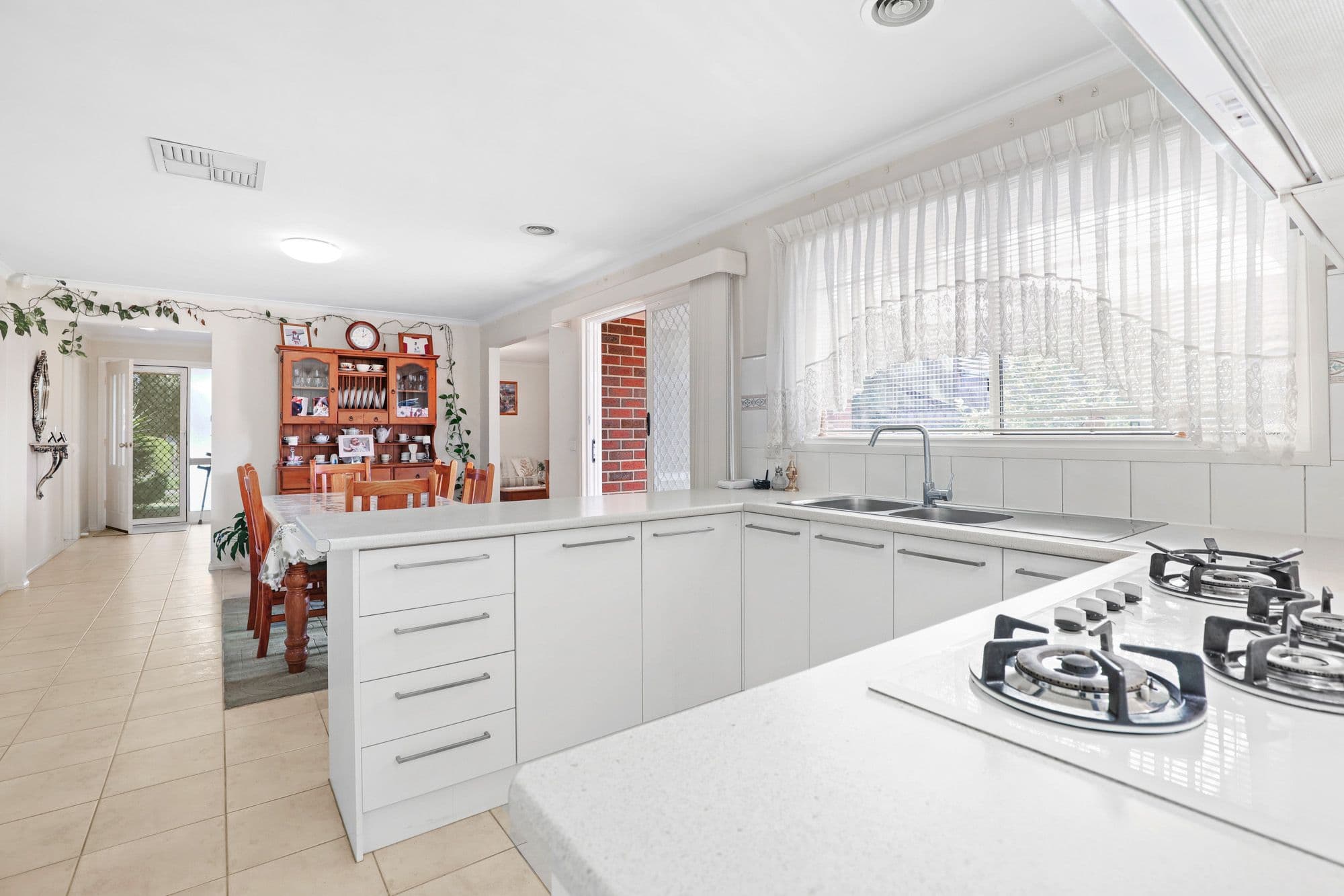 25 Pickering Close, Hoppers Crossing VIC 3029, Hoppers Crossing - Thumbnail 6