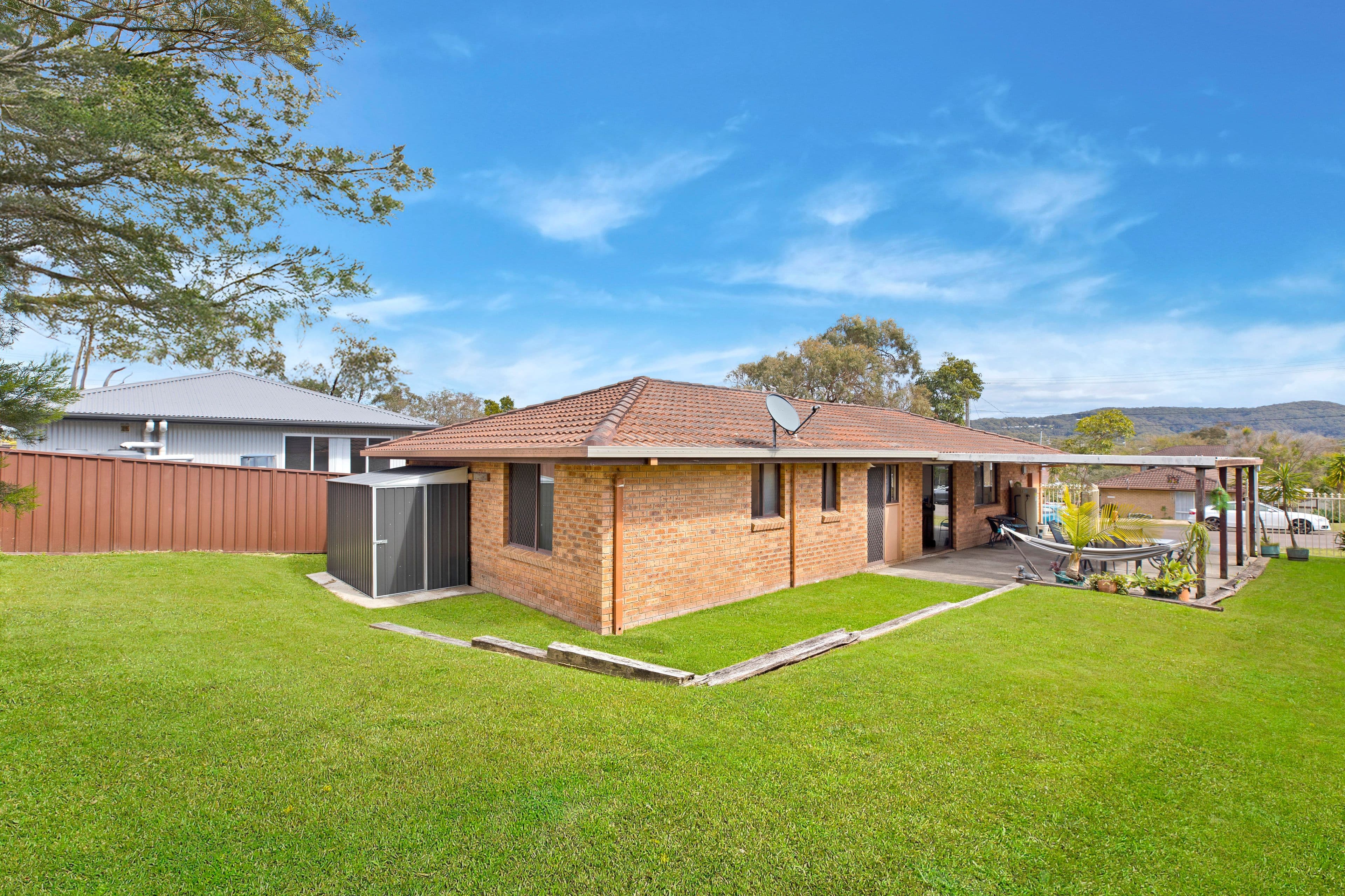 12 Oakehampton Court, Bateau Bay NSW 2261, Bateau Bay - Thumbnail 2