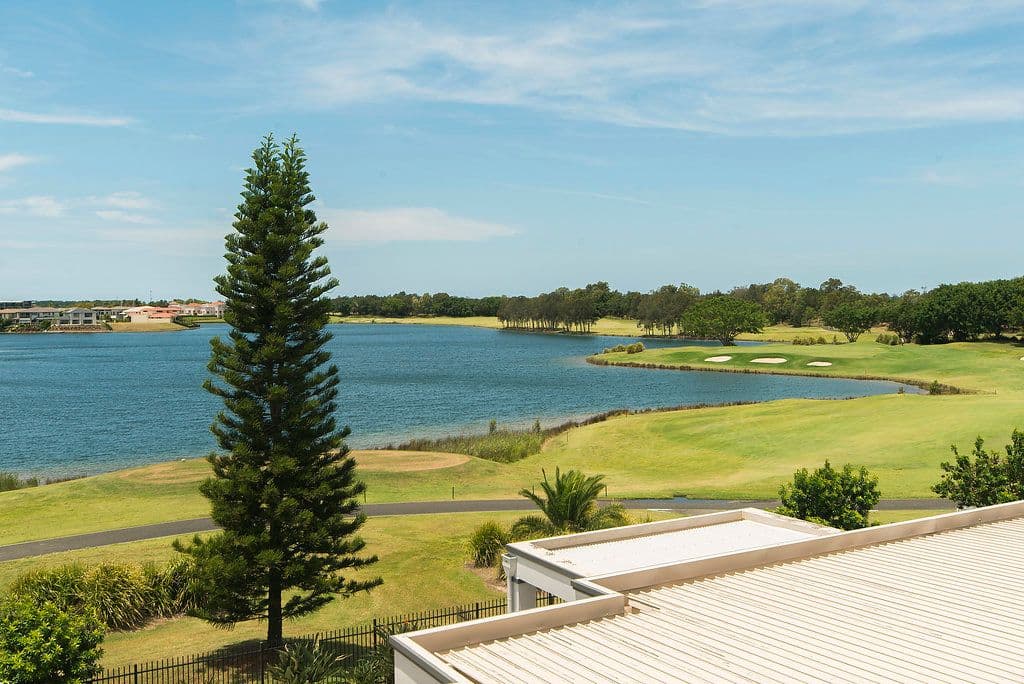 8317 Magnolia Drive East, Hope Island QLD 4212, Hope Island - Thumbnail 2