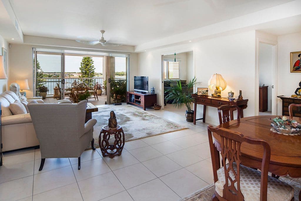 8317 Magnolia Drive East, Hope Island QLD 4212, Hope Island - Thumbnail 4