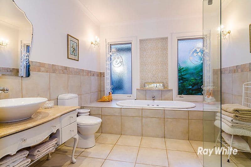 2 Oakridge Close, Lysterfield South VIC 3156, Lysterfield South - Thumbnail 8