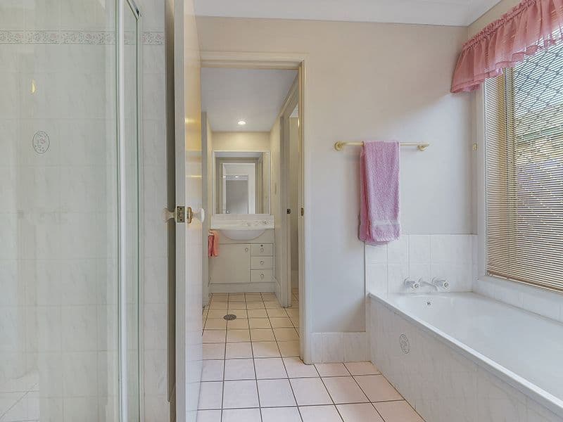 88 Wimbledon Circuit, CARSELDINE QLD 4034, Carseldine - Thumbnail 8