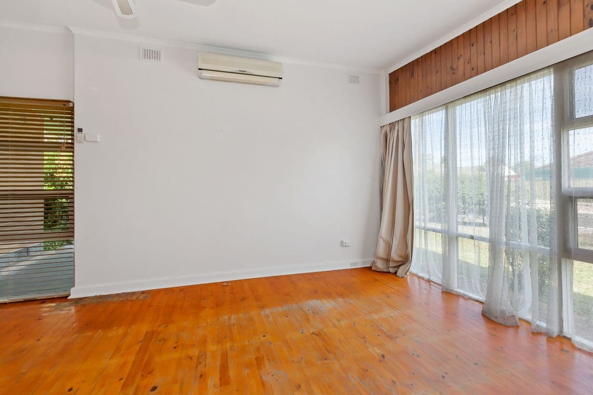 27 Maxwell Road, Hackham West SA 5163, Hackham West - Thumbnail 4