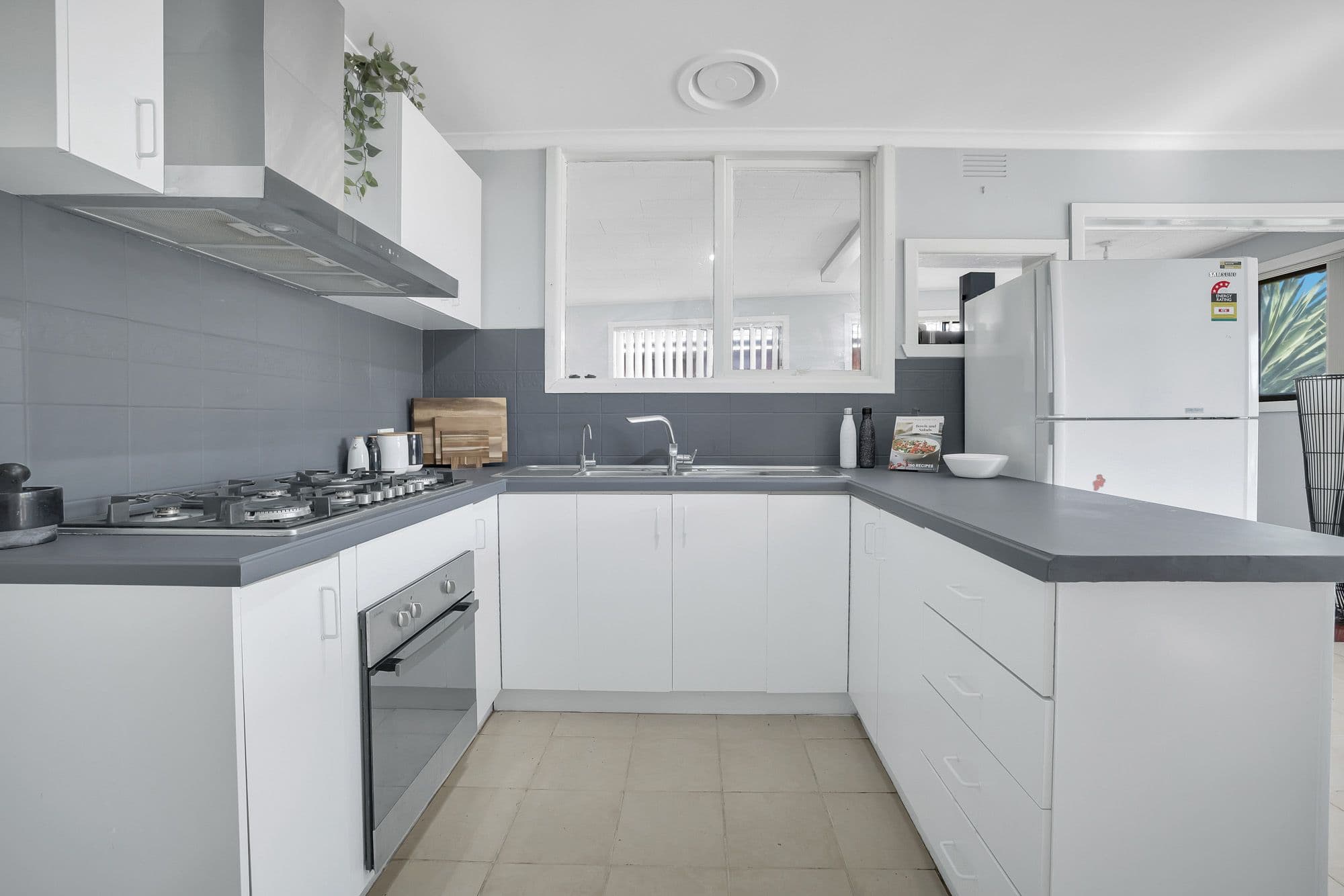 21 Bolger Crescent, Hoppers Crossing VIC 3029, Hoppers Crossing - Thumbnail 7