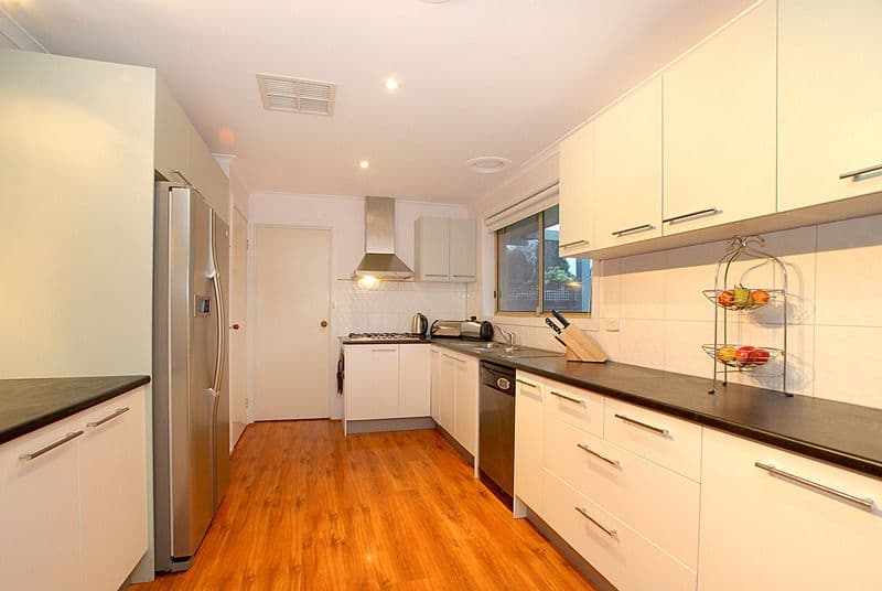 1  Morvan Court, FERNTREE GULLY VIC 3156, Ferntree Gully - Thumbnail 2