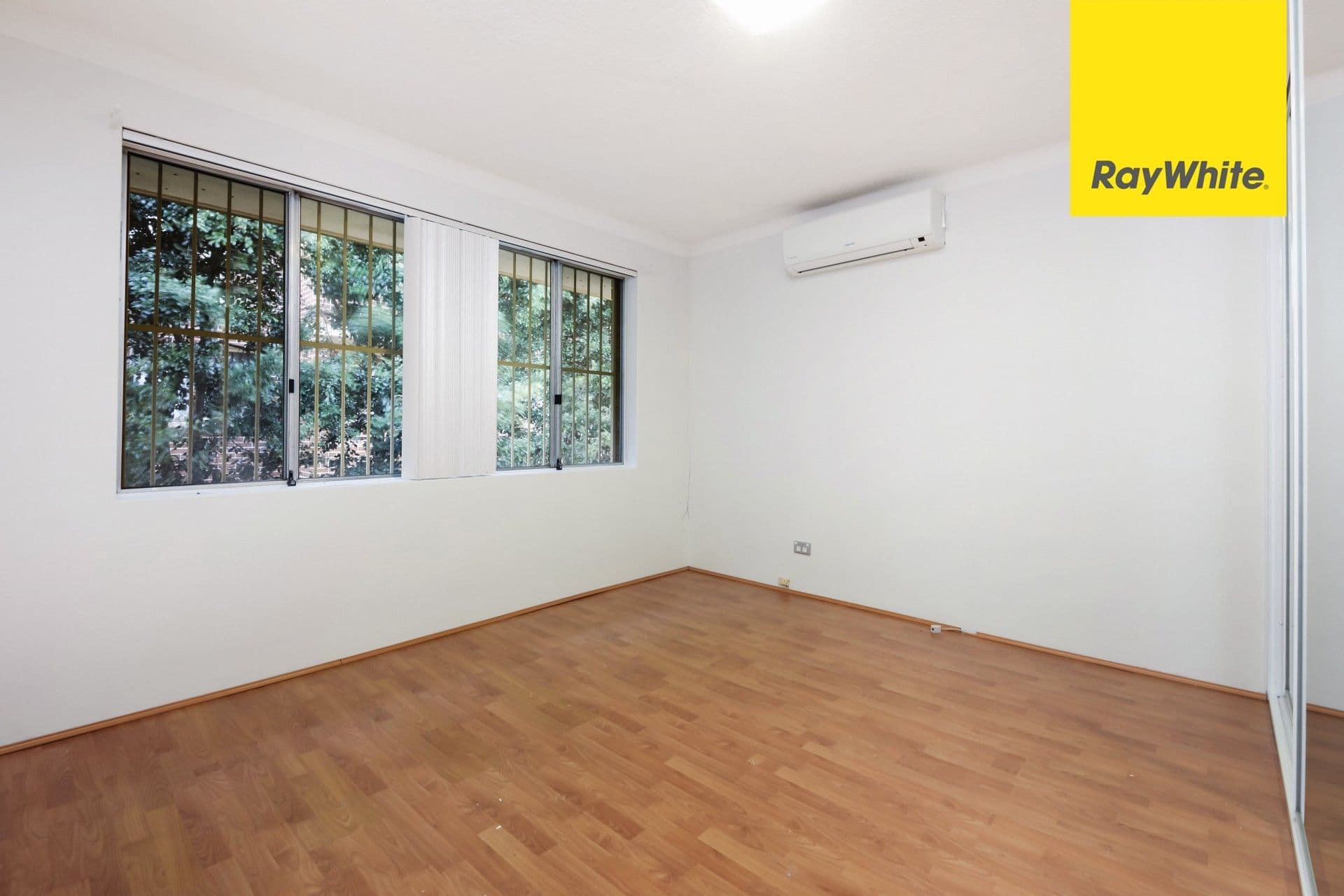 42 Ferguson Avenue, Wiley Park NSW 2195, Wiley Park - Thumbnail 5