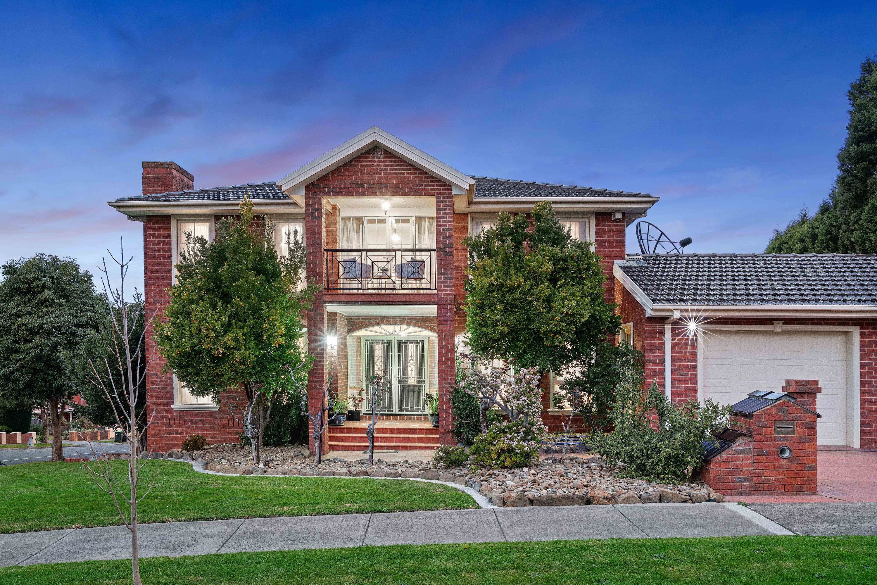 1 Aspen Close, Wantirna South VIC 3152, Wantirna South - Image 1