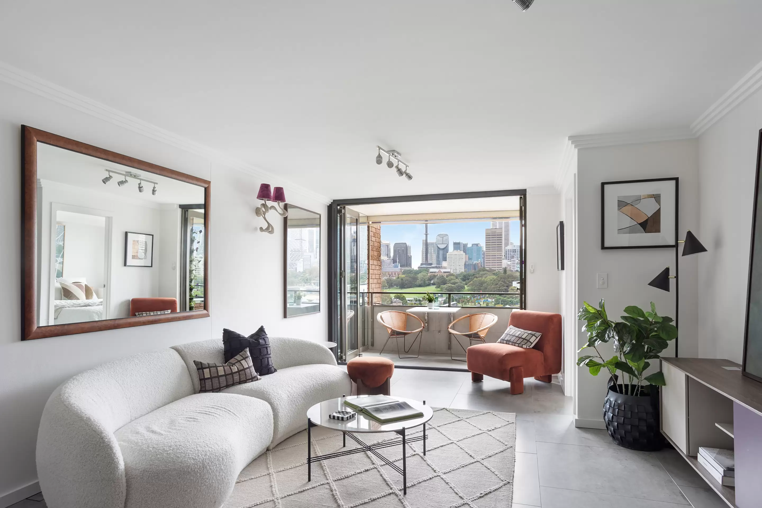 1215/73 Victoria Street, Potts Point, Chelmer - Image 1