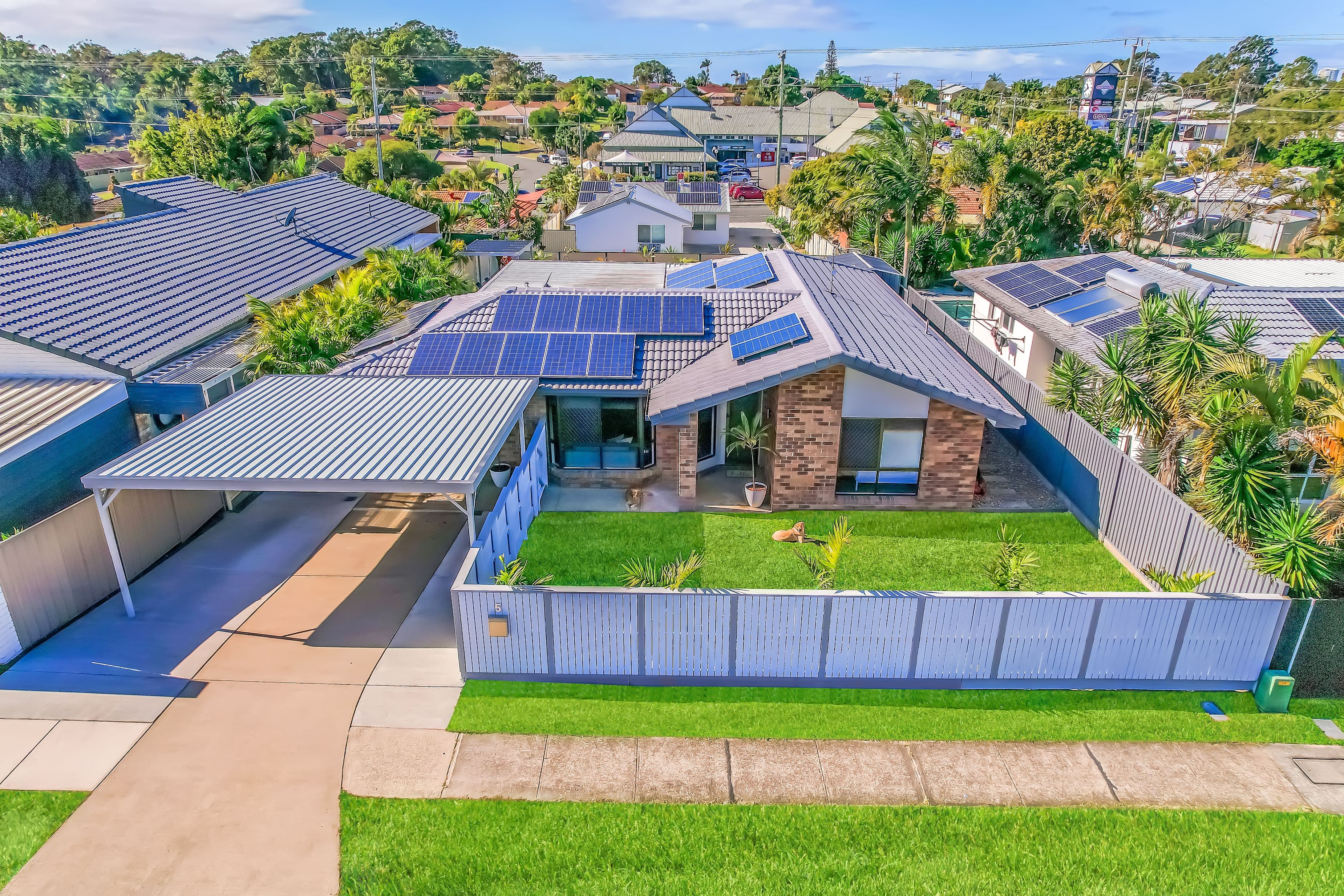 5 Melbourne Road, Arundel QLD 4214, Arundel - Thumbnail 3