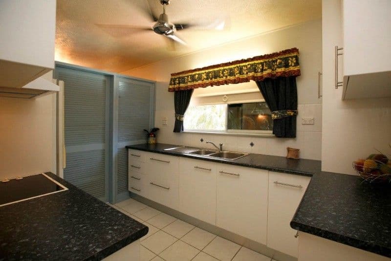 102 Robertson Street, RAILWAY ESTATE QLD 4810, Railway Estate - Thumbnail 5