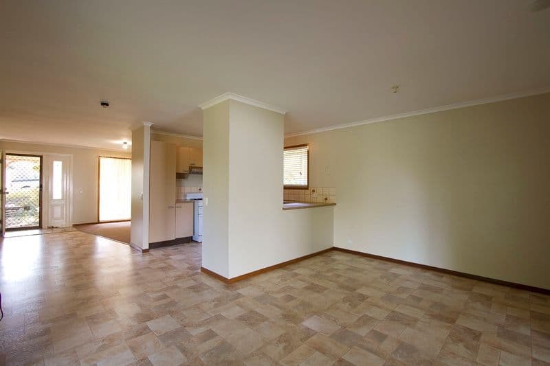 44  Marsala Street, WILSONTON HEIGHTS QLD 4350, Wilsonton Heights - Thumbnail 4