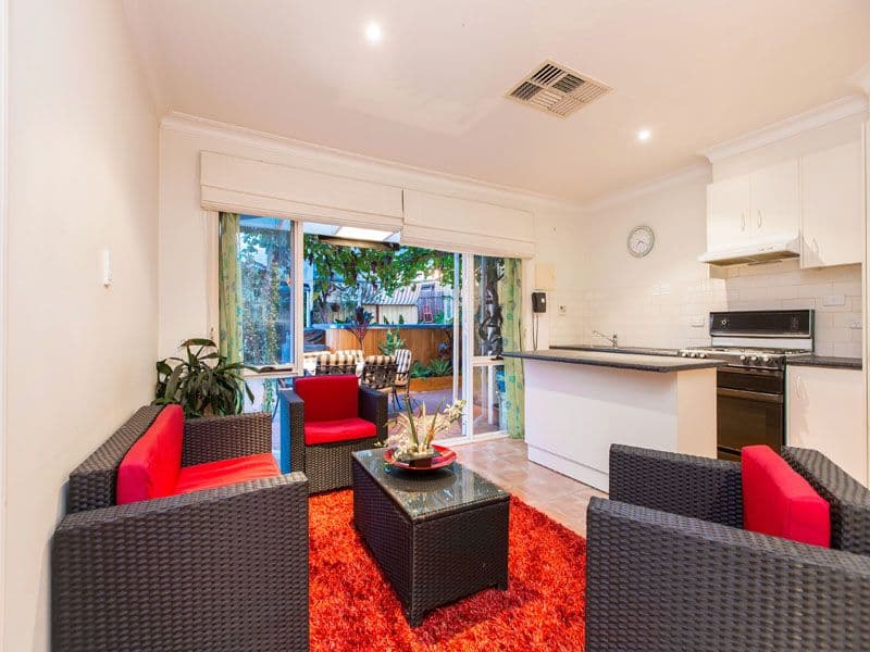 34 Cooinda Crescent, CLARINDA VIC 3169, Clarinda - Thumbnail 2