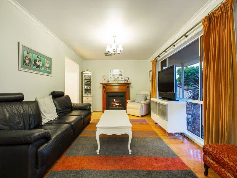 34 Cooinda Crescent, CLARINDA VIC 3169, Clarinda - Thumbnail 3