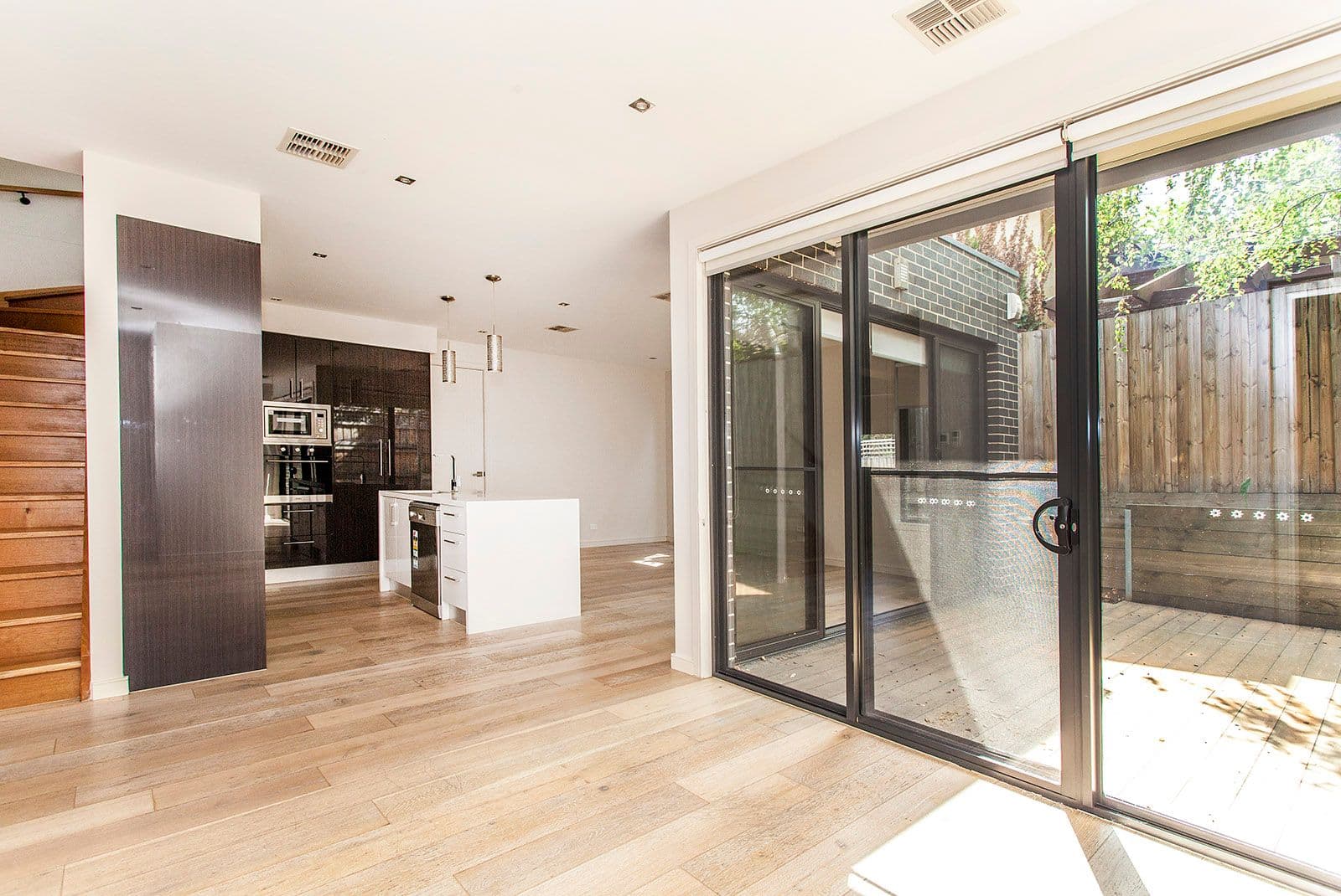 17 St Clems Road, Doncaster East VIC 3109, Doncaster East - Thumbnail 4