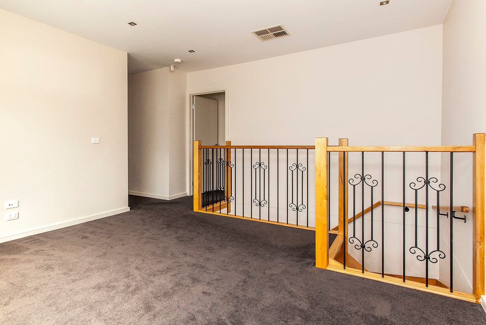 17 St Clems Road, Doncaster East VIC 3109, Doncaster East - Thumbnail 6