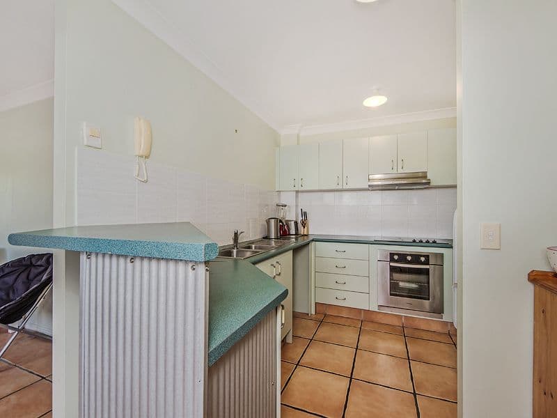 39 William Street, MERMAID BEACH QLD 4218, Mermaid Beach - Thumbnail 5