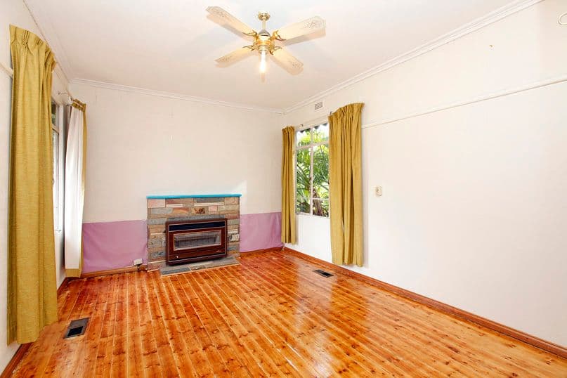 88 Summerhill Road, RESERVOIR VIC 3073, Reservoir - Thumbnail 4