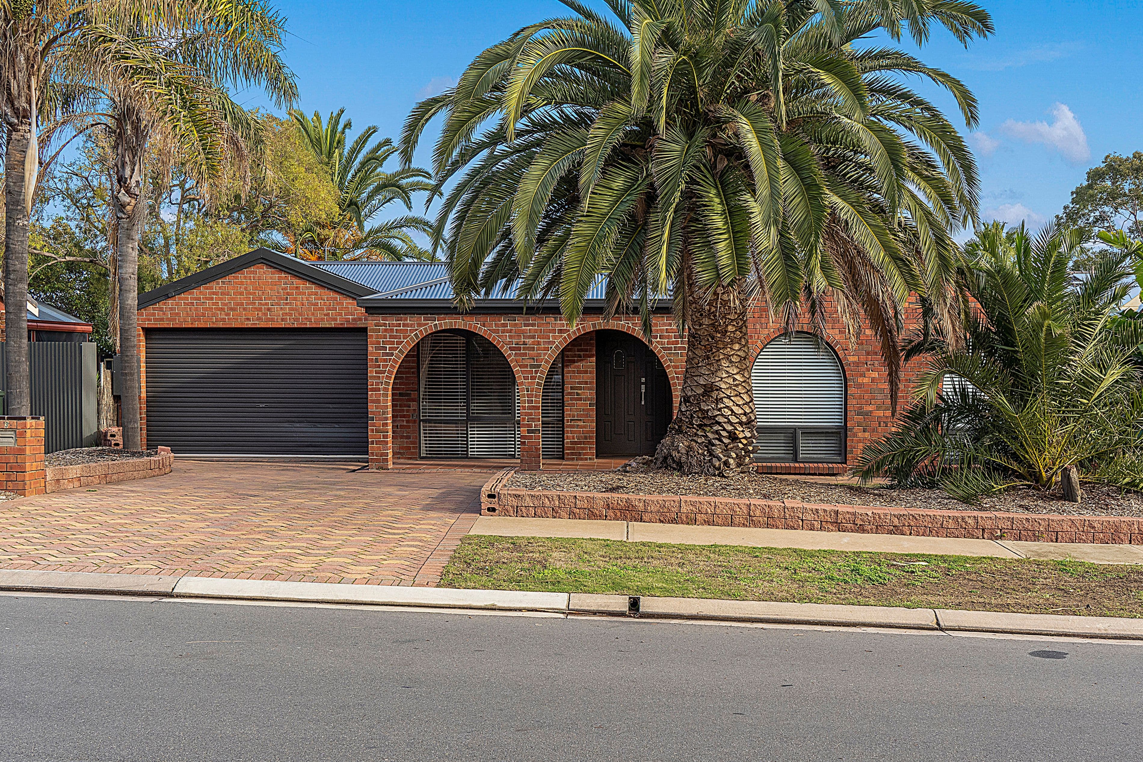 3 Settlers Drive, West Lakes SA 5021, West Lakes - Image 1