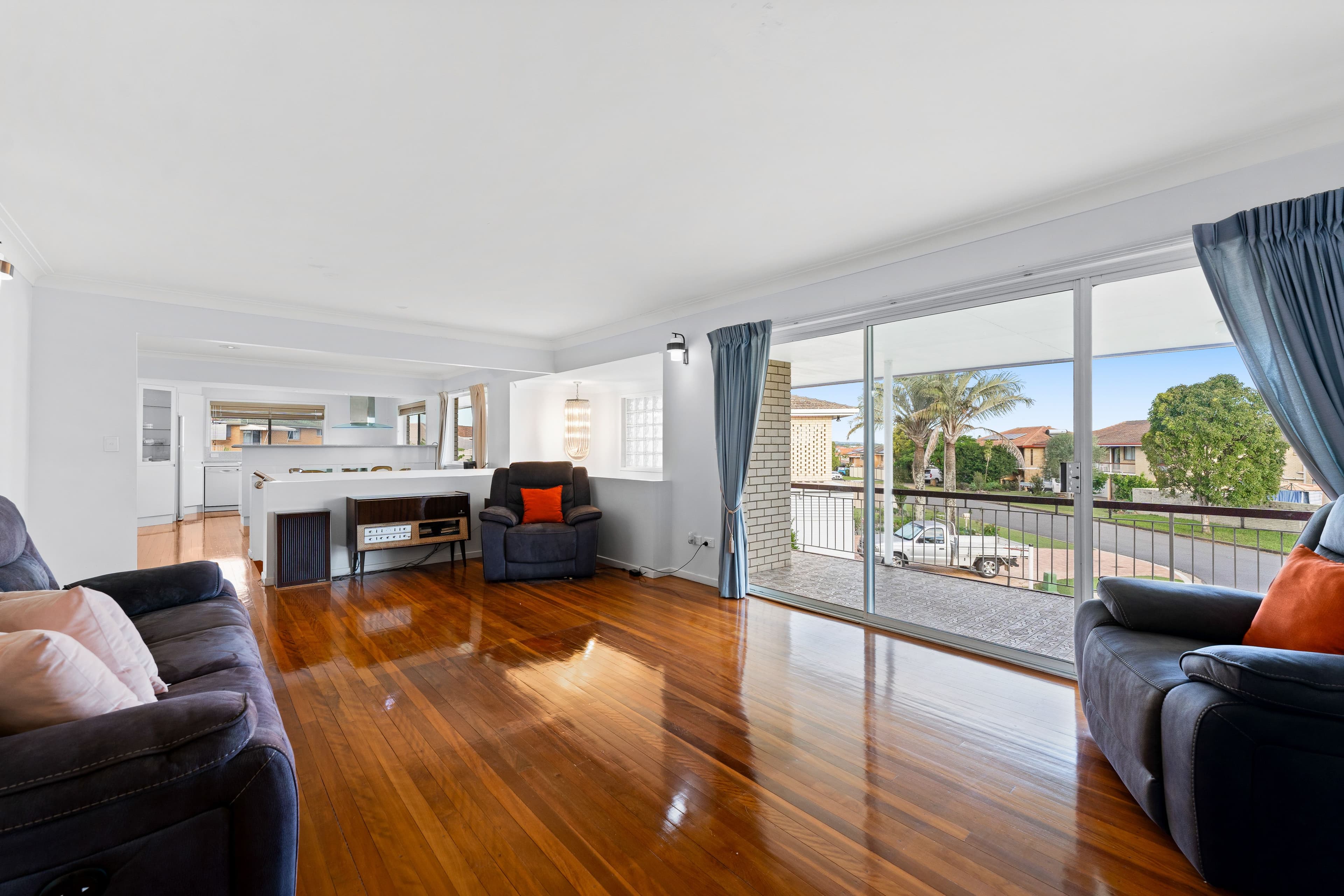 10 Craigview Street, Macgregor QLD 4109, Macgregor - Thumbnail 5