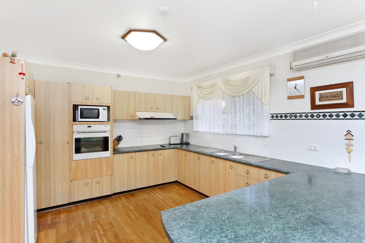 11 Kootingal Street, Greystanes - Thumbnail 3