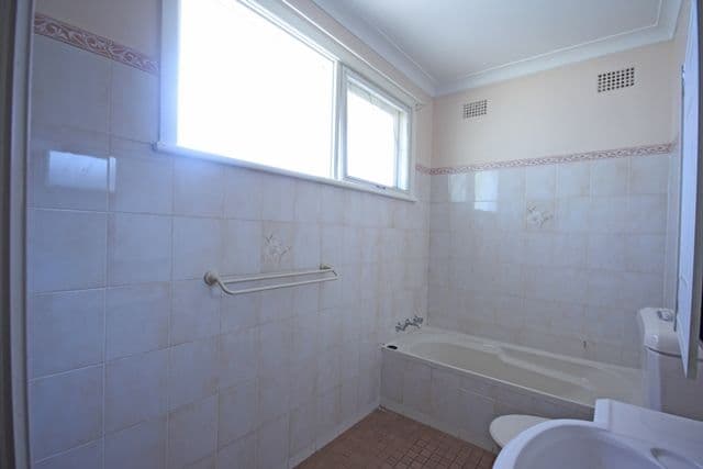 29 Ivanhoe Street, INGLEBURN NSW 2565, Ingleburn - Thumbnail 5