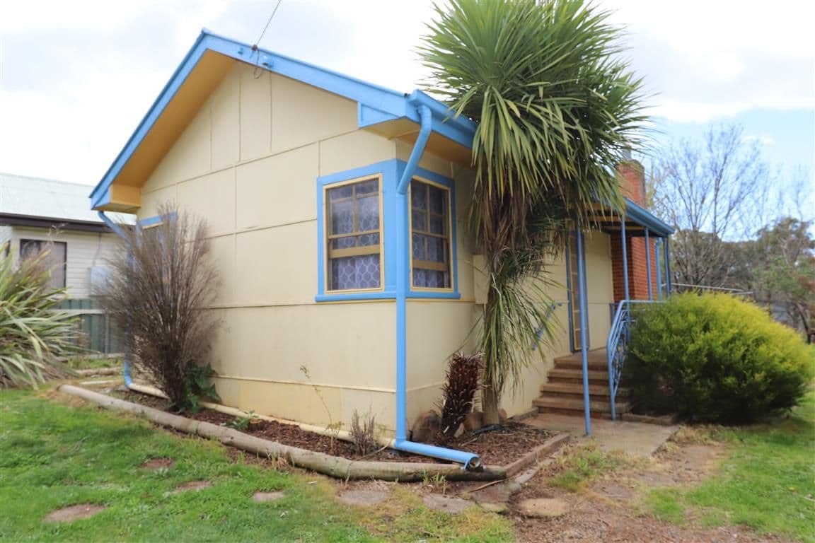 162 Forest Road, Batlow - Image 1