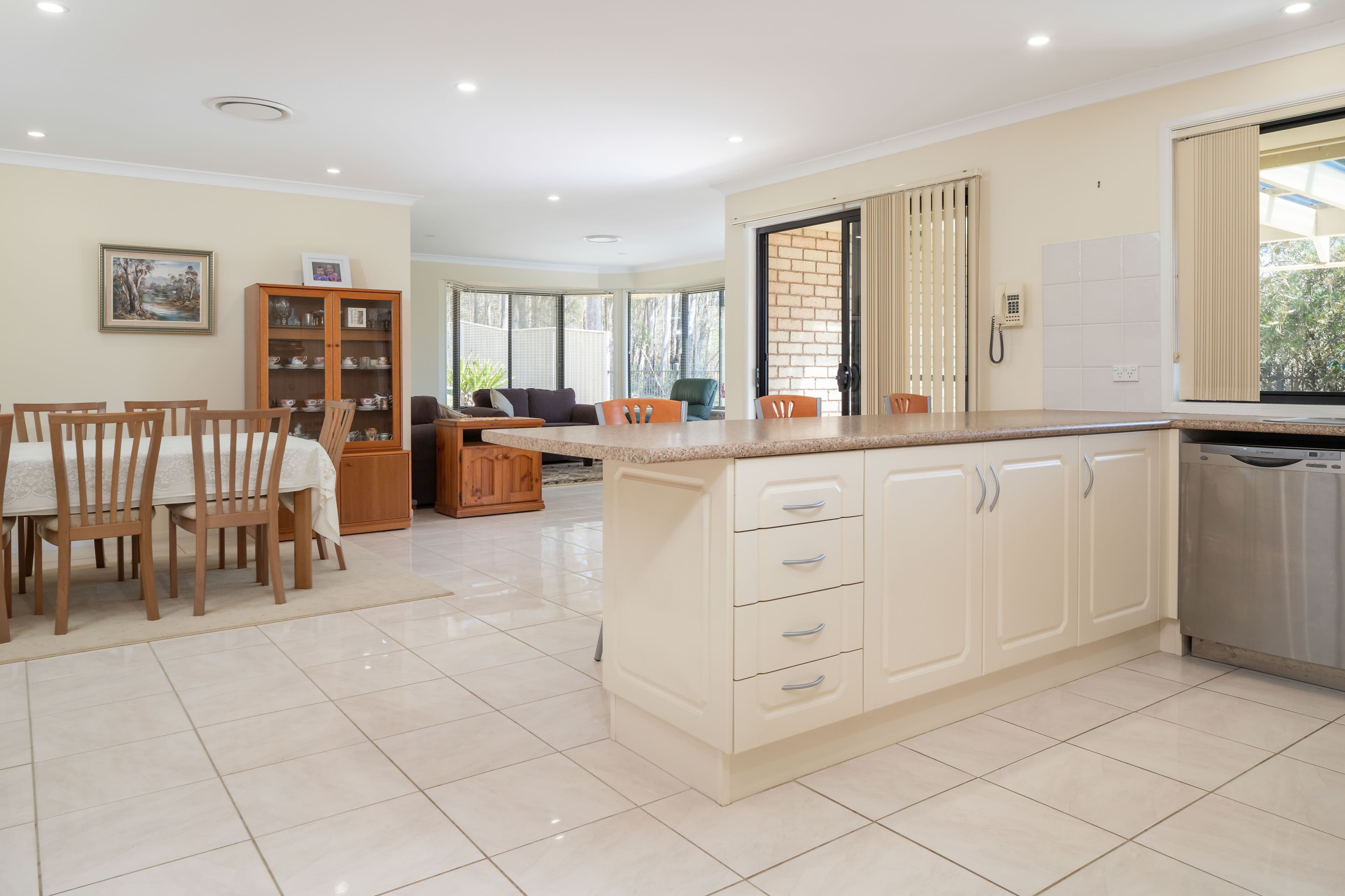 16 Canning Crescent, Sunshine Bay - Thumbnail 5