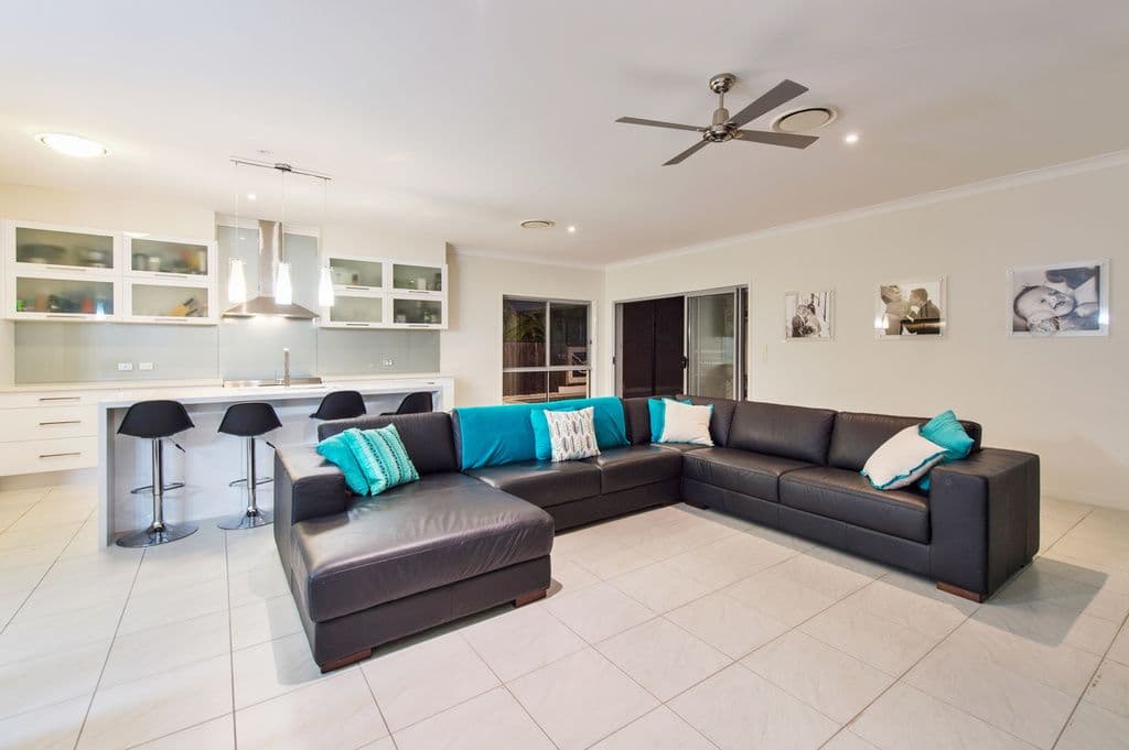 8 Sailaway Court, Coomera Waters QLD 4209, Coomera Waters - Thumbnail 8