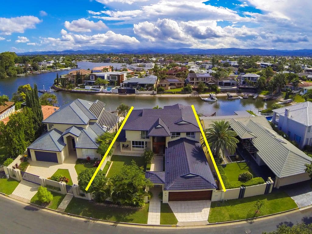 9 Wallaby Place, Sorrento QLD 4217, Sorrento - Thumbnail 2