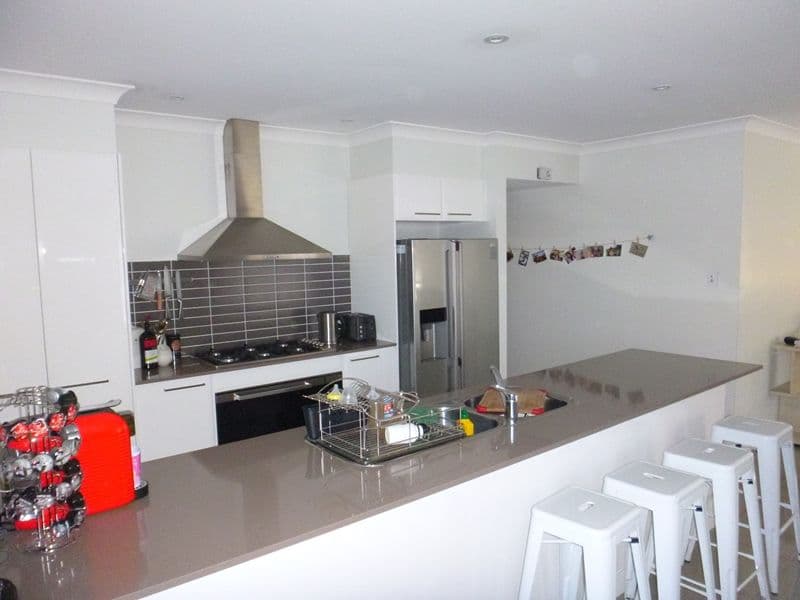 5 Stanley Avenue, MIDDLETON GRANGE NSW 2171, Middleton Grange - Thumbnail 3