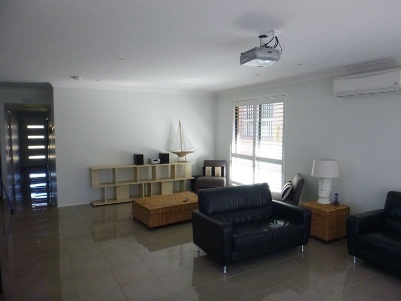5 Stanley Avenue, MIDDLETON GRANGE NSW 2171, Middleton Grange - Thumbnail 8