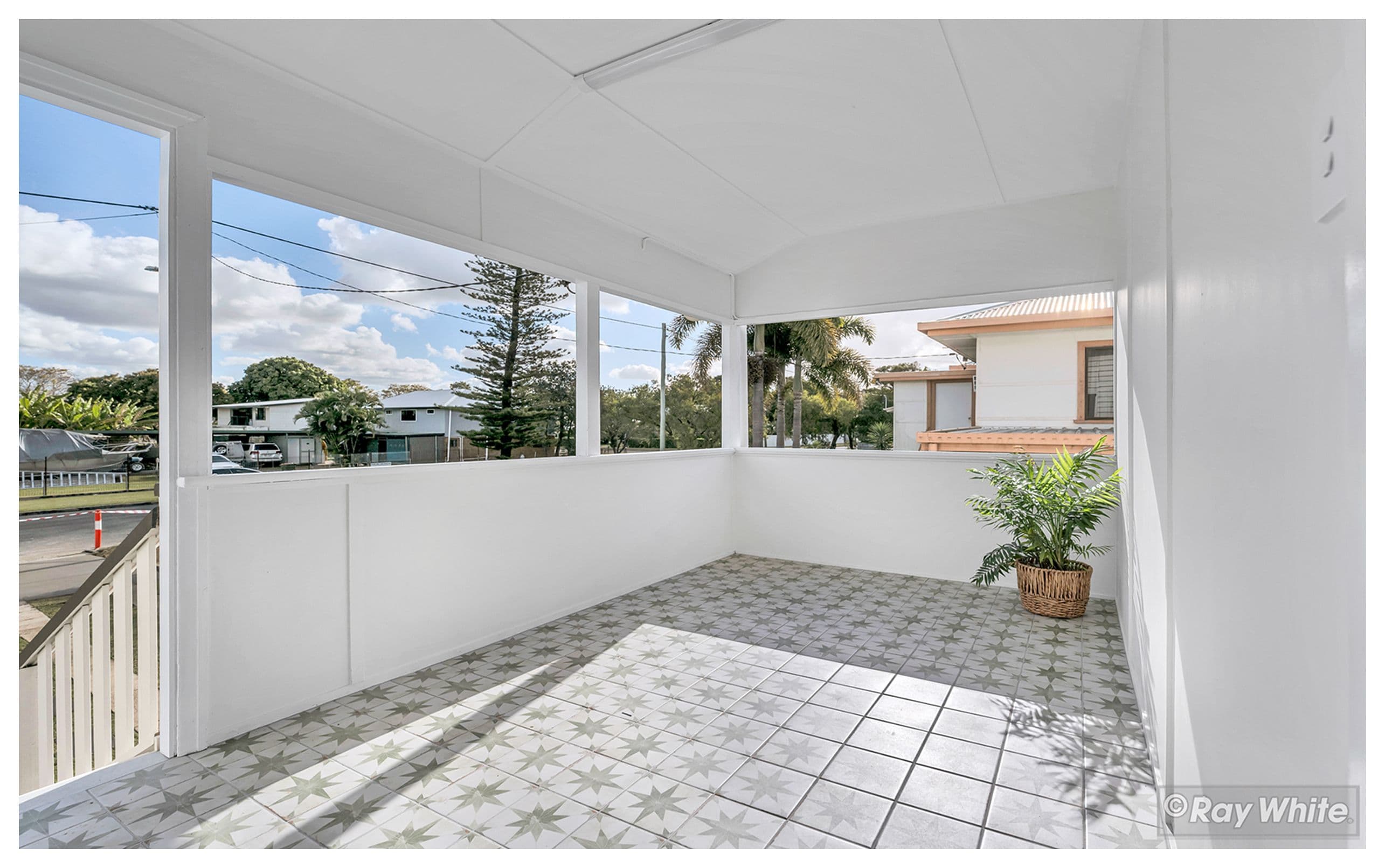 14 Taylor Street, Park Avenue QLD 4701, Park Avenue - Thumbnail 2