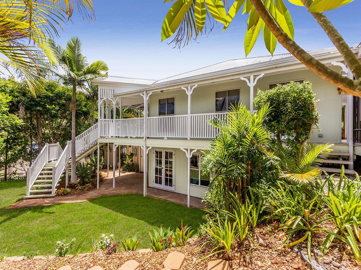 2 Silverwood Court, Ferny Hills QLD 4055, Ferny Hills - Thumbnail 2