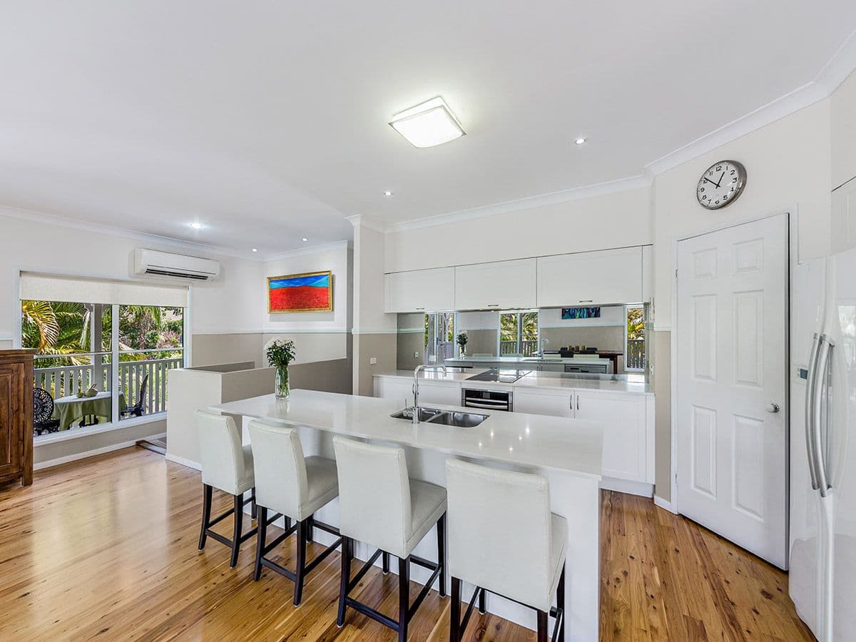 2 Silverwood Court, Ferny Hills QLD 4055, Ferny Hills - Thumbnail 4