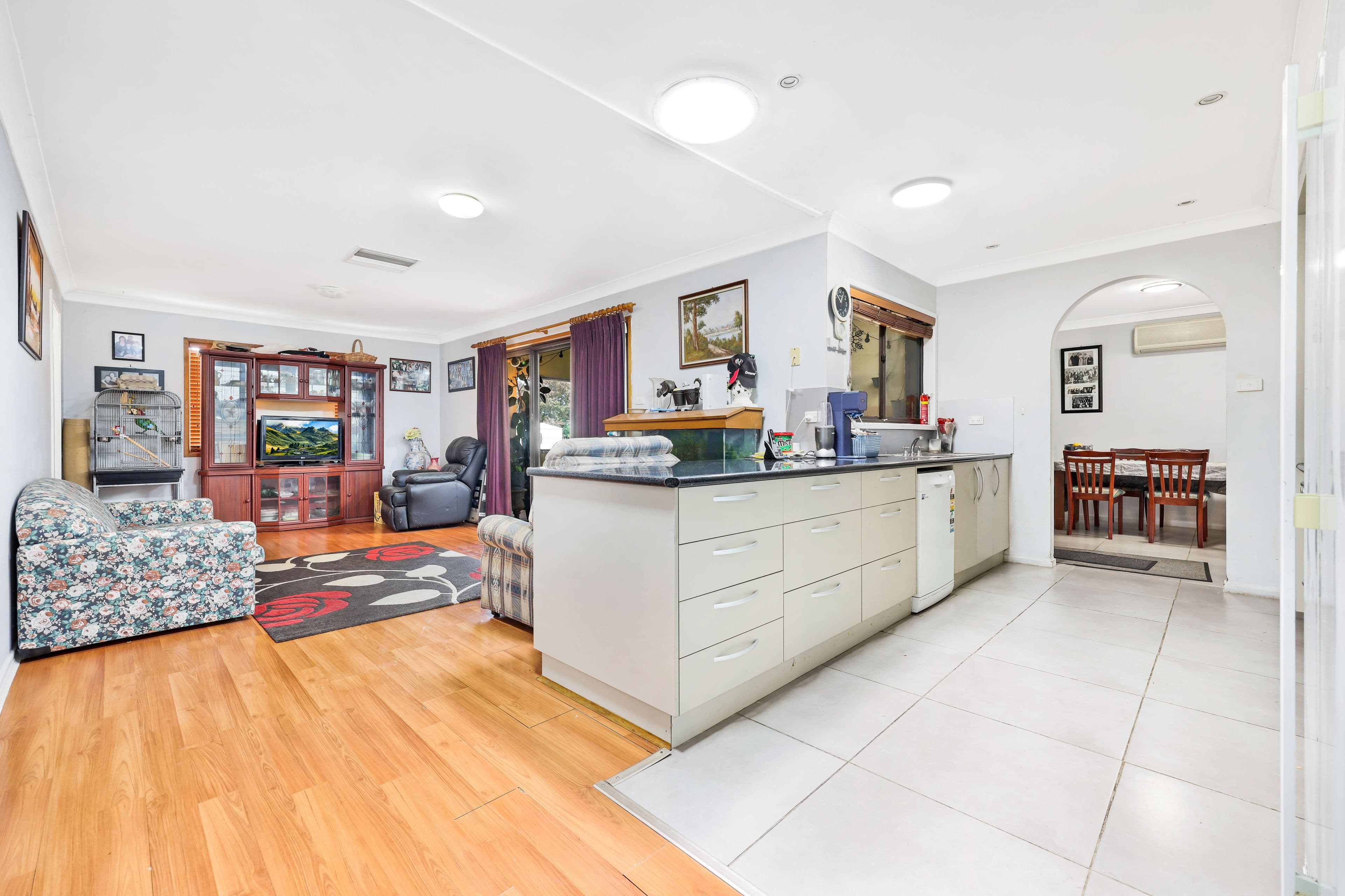 37 Bandalong Street, Tamworth NSW 2340, Hillvue - Thumbnail 3