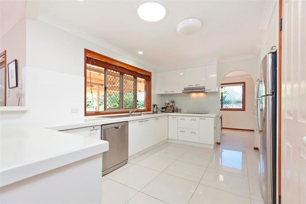 3 Burgess Court, WELLINGTON POINT QLD 4160, Wellington Point - Thumbnail 4