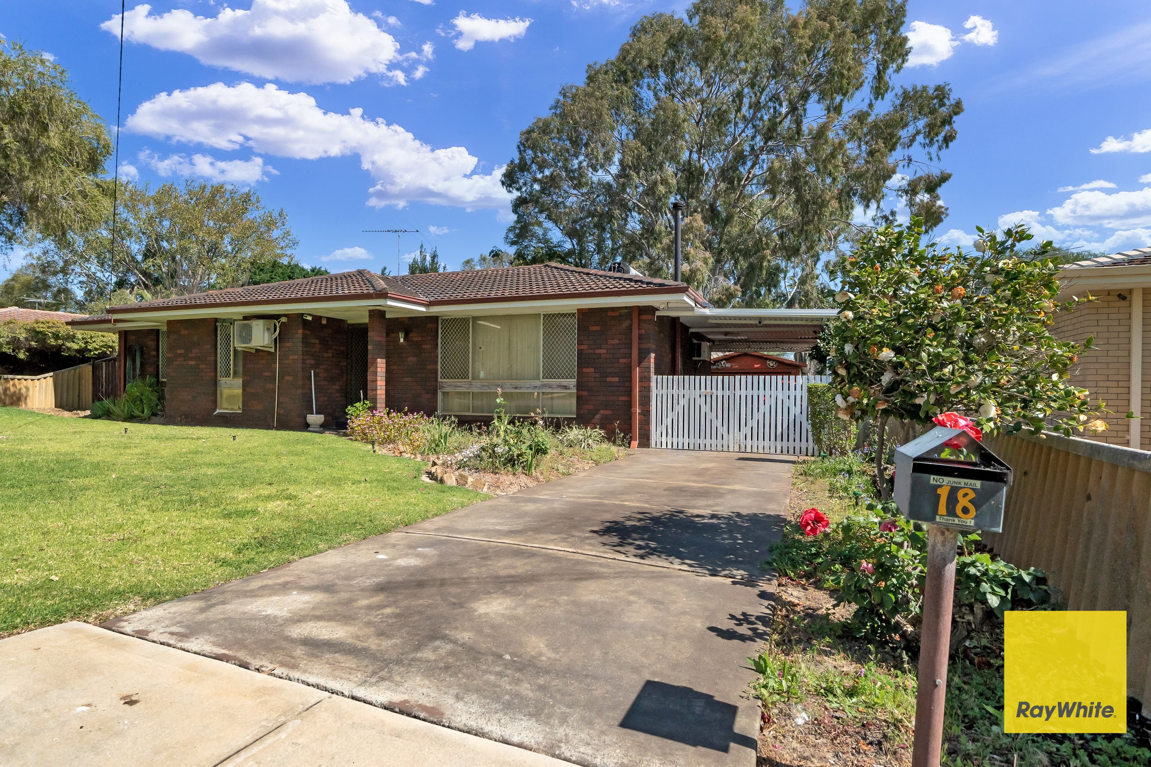 18 Kanowna Avenue W, Ascot WA 6104, Ascot - Thumbnail 2